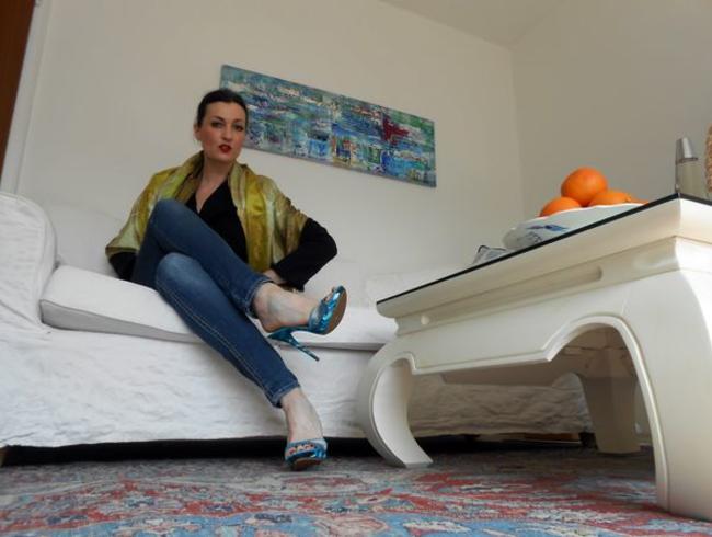 Victoria Valente Porno Video: Sexy Pantolettenfüsse