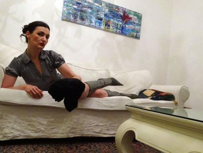 Victoria Valente Porno Video: Spritze ab auf mein Satinnachthemd